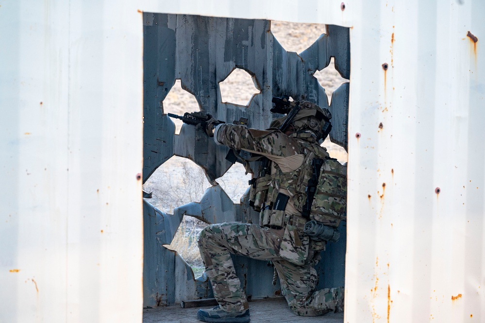 Special Tactics Airmen conduct a direct-action training mission during Emerald Warrior 24 (EW24)