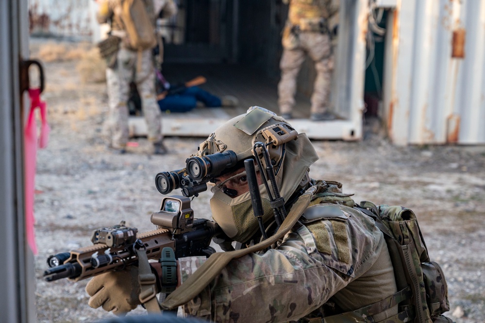 Special Tactics Airmen conduct a direct-action training mission during Emerald Warrior 24 (EW24)