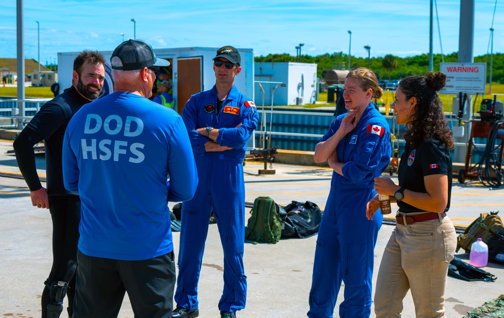 Guardian Angels and Royal Canadian Air Force SAR Techs Solidify Space Rescue Skills Through Joint Training Effort