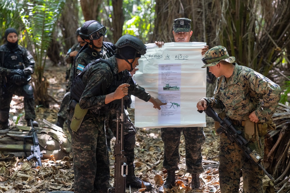 Welcome to the Jungle: Golf Company, 2nd Battalion, 25th Marines Integrate with Honduran Marines