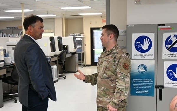 MS Secretary of State visits Keesler Medical Center