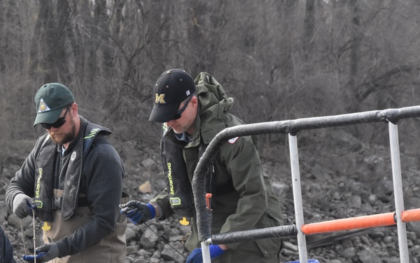 Baiting trot lines on the Mississippi River