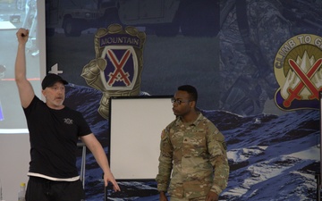 Headquarters and Headquarters Battalion Soldiers participate in Holistic Health and Fitness training