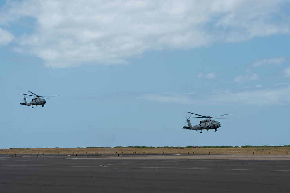 HSM Weapons School Pacific hosts the Helicopter Advanced Readiness Program onboard Pacific Missile Range Facility, Barking Sands.