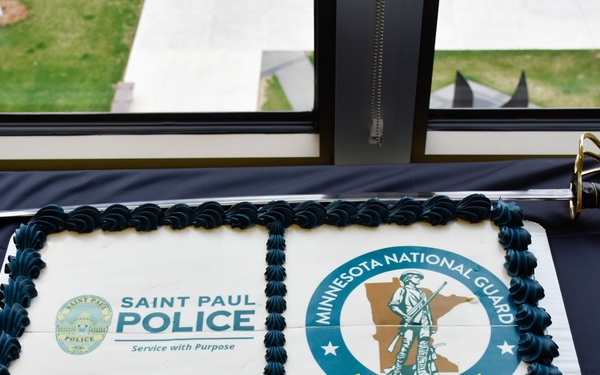 Minnesota National Guard Partners with St. Paul Police to Support Veterans