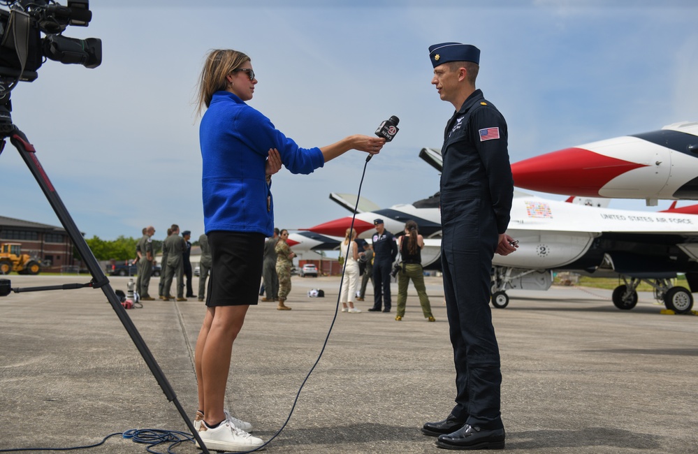 U.S. Air Force Thunderbirds arrive at Joint Base Charleston