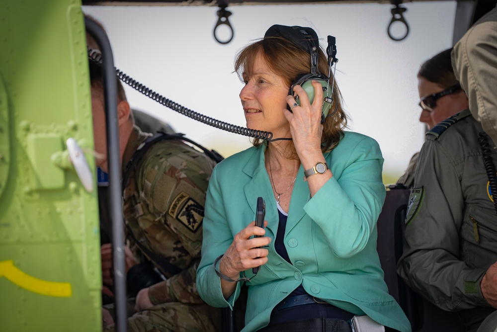 US Ambassador to Romania visits Mihail Kogalniceanu Air Base