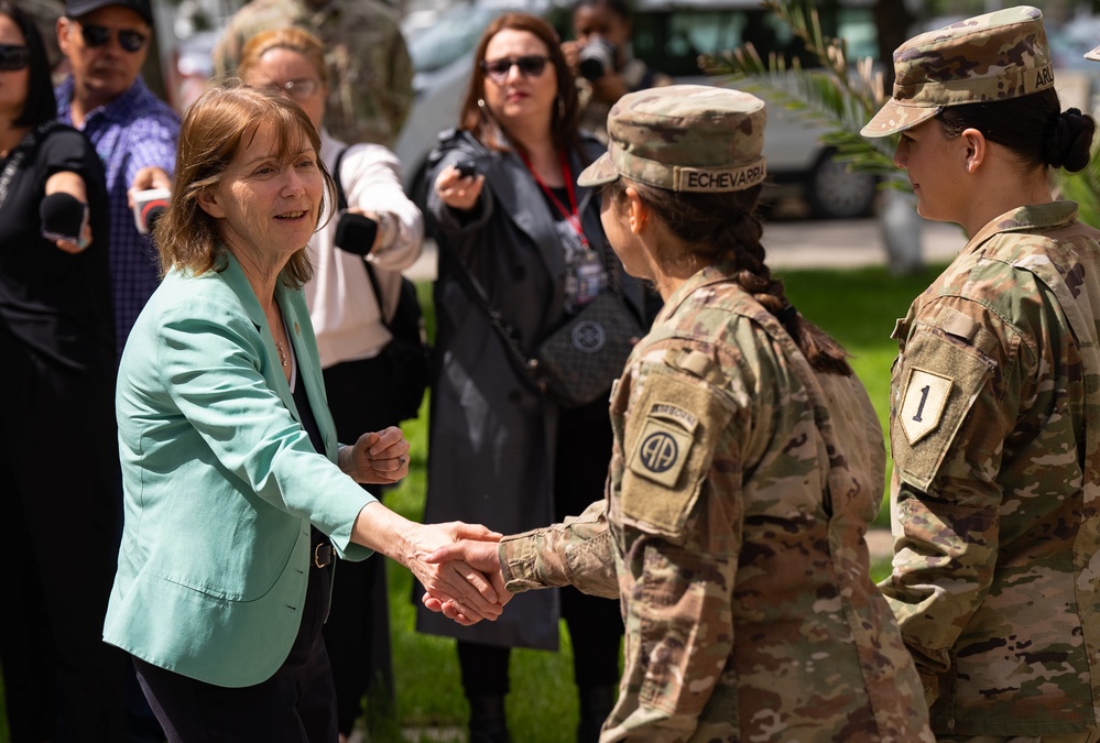 US Ambassador to Romania visits Mihail Kogalniceanu Air Base