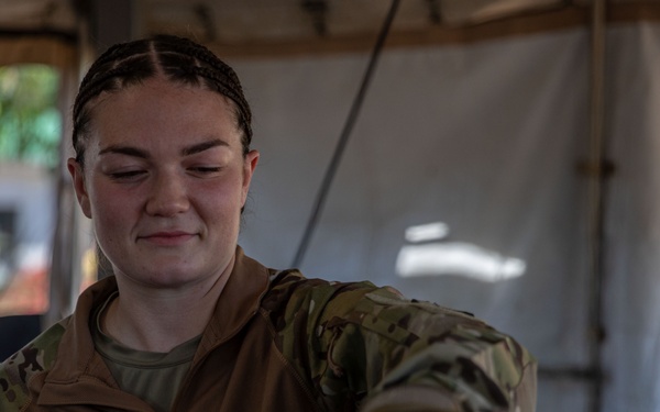 Salaknib 24 | 25th ID Field Feeding