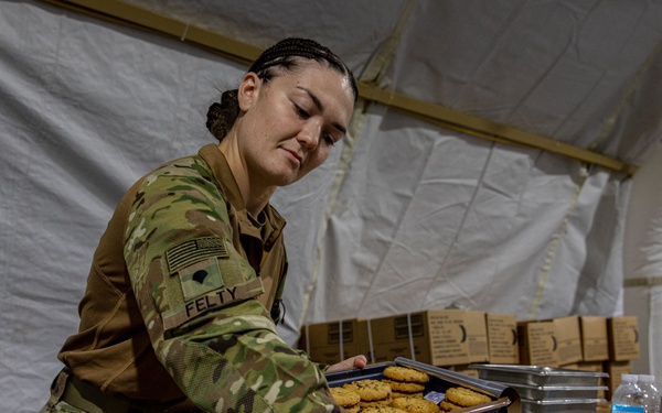 Salaknib 24 | 25th ID Field Feeding