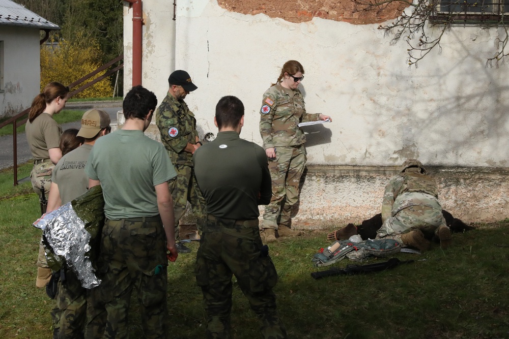 64th Medical Detachment (VSS) hosts an international K9TCCC working group in Czechia. (Photo 3 of 5)