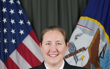 Lt. Cmdr. Genevieve Flatgard Named Military Engineer of the Year by NAVFAC Washington