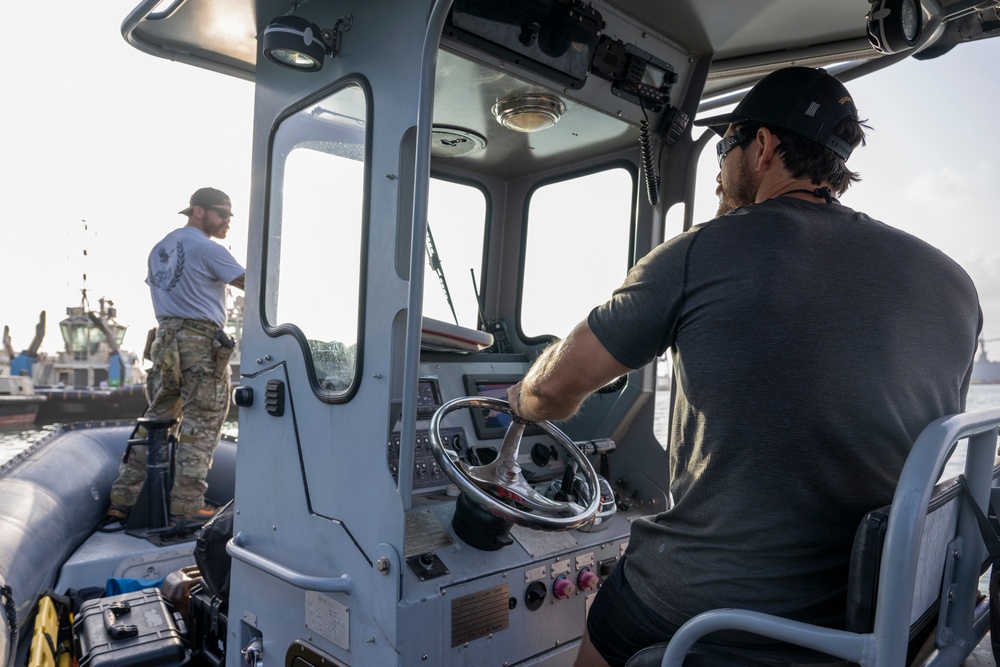 Dvids - Images - Sailors From Explosive Ordnance Disposal Mobile Unit 