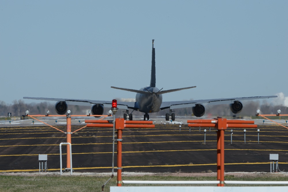 KC-135 take off