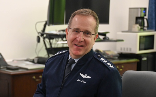 VCSAF meets with RAAF Air Marshal Chipman