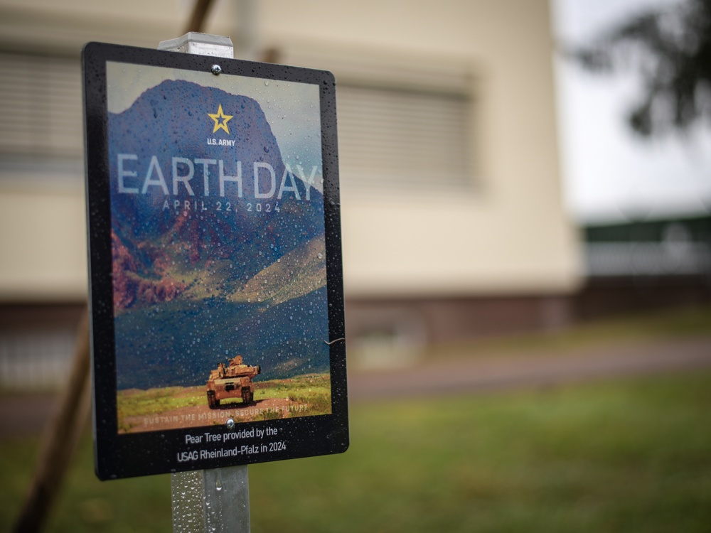 USAG Rheinland-Pfalz commemorates Earth Day, memorializes deceased comrade