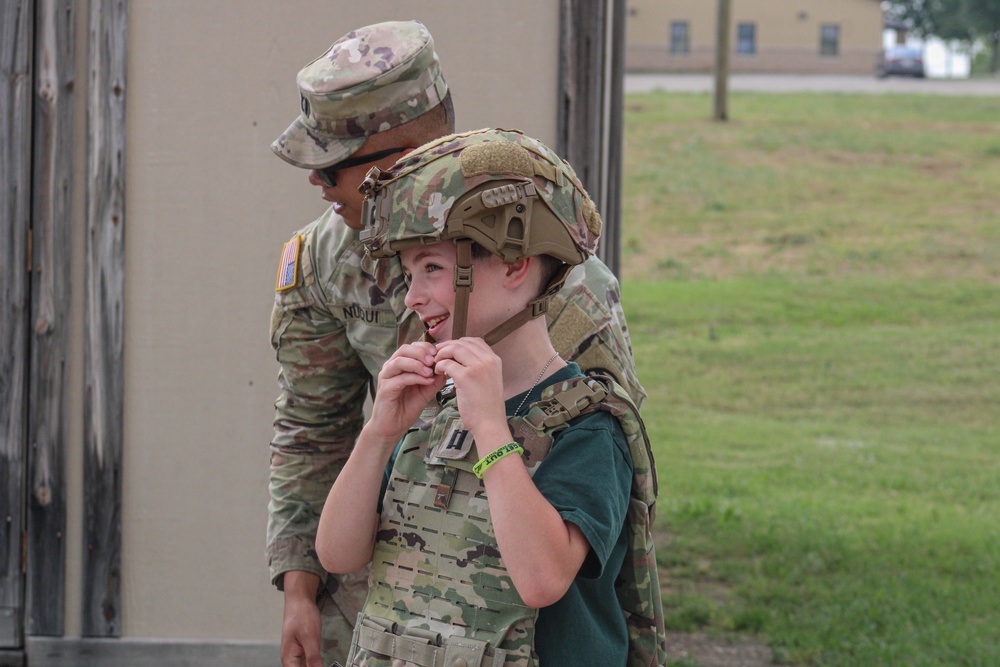 89th Military Police Brigade The Order of the Cross Pistols Jr.