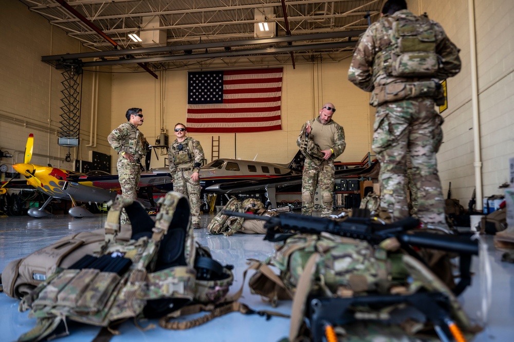 Pararescue Jumpers perform a rescue demonstration at The Great Texas Airshow 2024