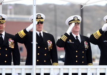 Submarine Squadron 12 holds change of command