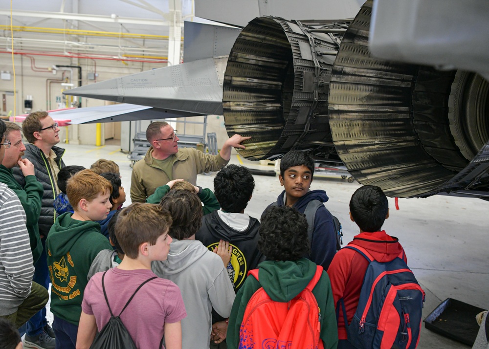 104th Fighter Wing hosts Longmeadow troop 94, Westborough troop 382 for base tour