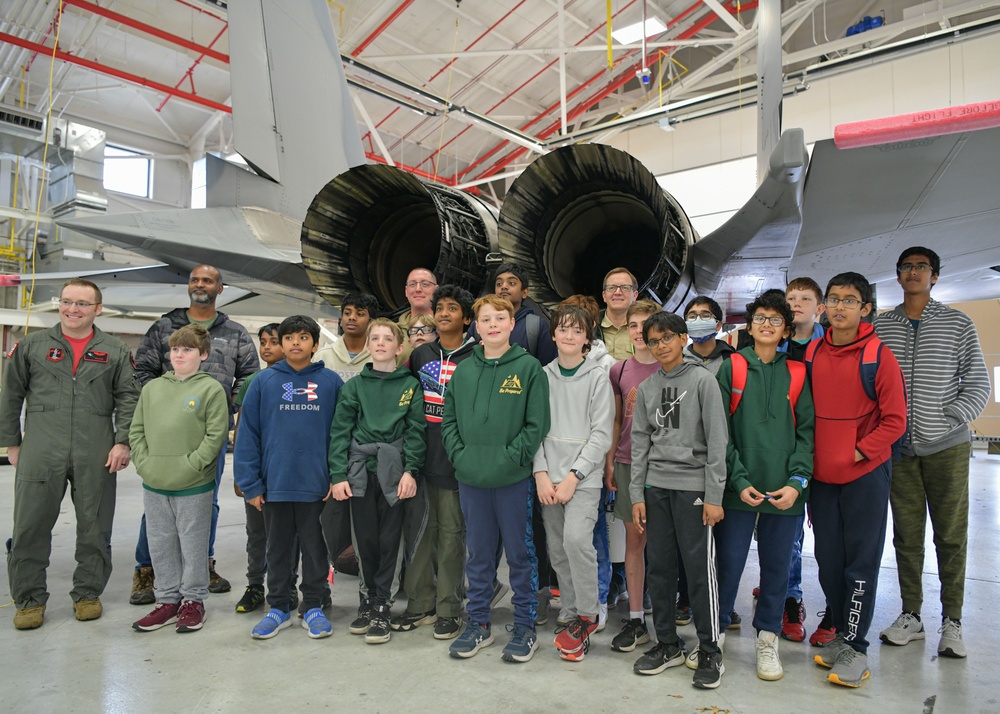 104th Fighter Wing hosts Longmeadow troop 94, Westborough troop 382 for base tour
