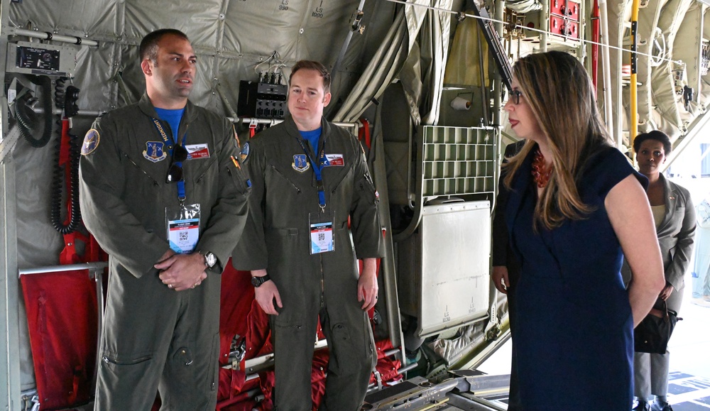 U.S. Ambassador Tours C-130J at Chile’s Premier Air and Space Fair