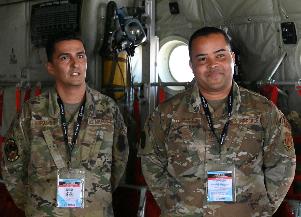 U.S. Ambassador Tours C-130J at Chile’s Premier Air and Space Fair