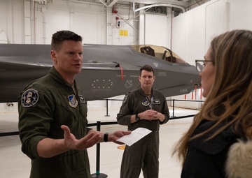 Zimmerman visits Eielson AFB