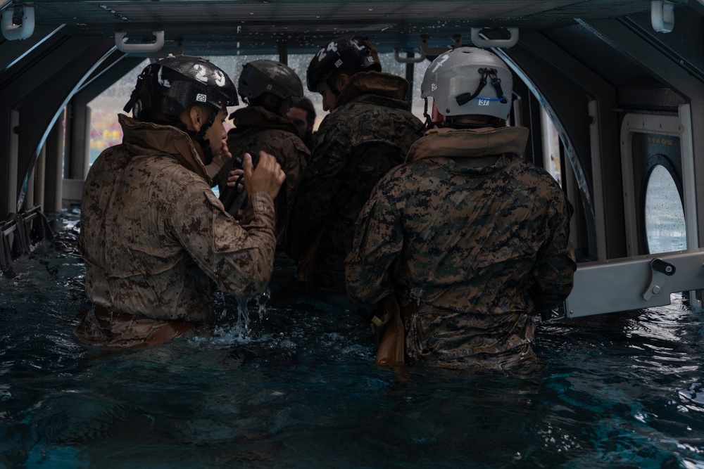 MARFORPAC conducts Underwater Egress Training