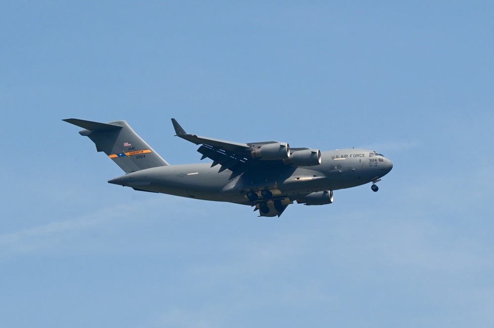 Charleston Airshow 2024 C-17 Globemaster III demonstration