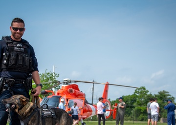 Coast Guard hosts Community Day in Houston, Texas