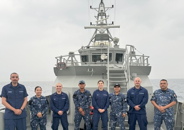 US Coast Guard Cutter Diligence conducts crew exchange with Mexican navy patrol vessel ARM Chichen Itza
