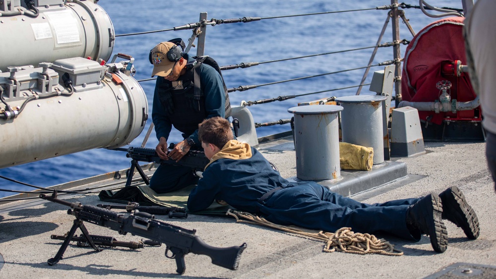 USS Russell (DDG 59) live fire qualifications