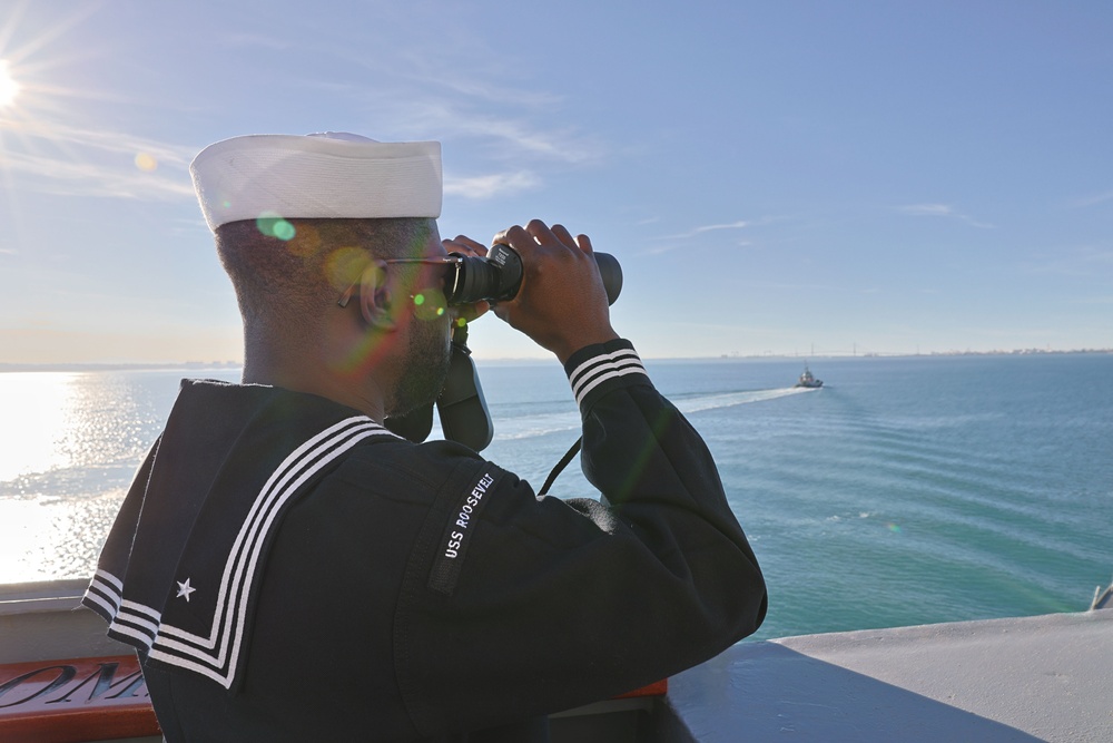 USS Roosevelt (DDG 80) Start of Patrol 6 Sea and Anchor