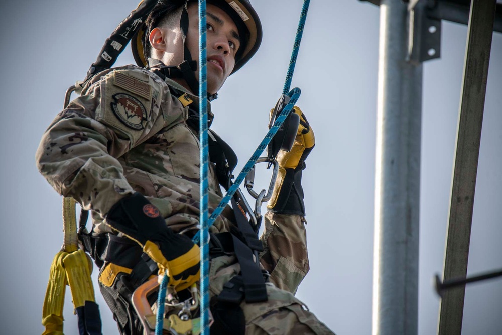 Cable Dawgs elevate skills through climb training