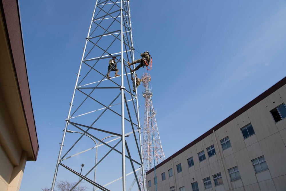 Cable Dawgs elevate skills through climb training