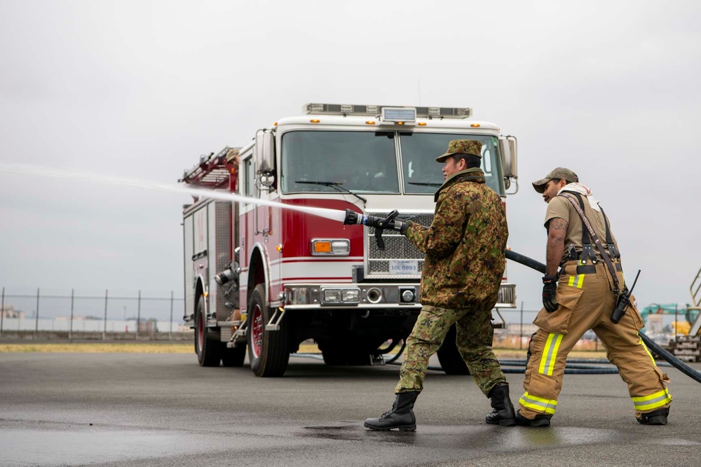 374th CES, JGSDF collaborate for emergency management training