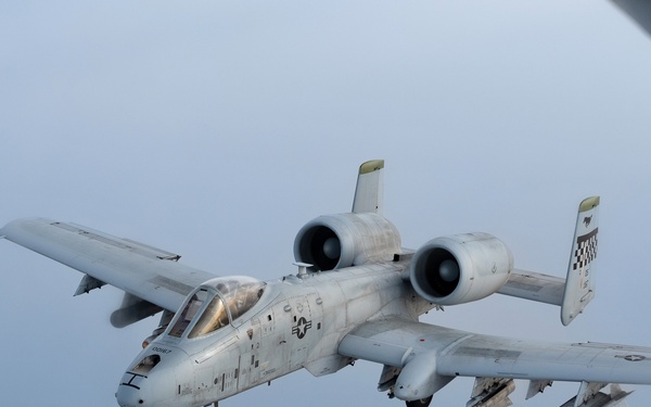 909th ARS keep Hogs flying