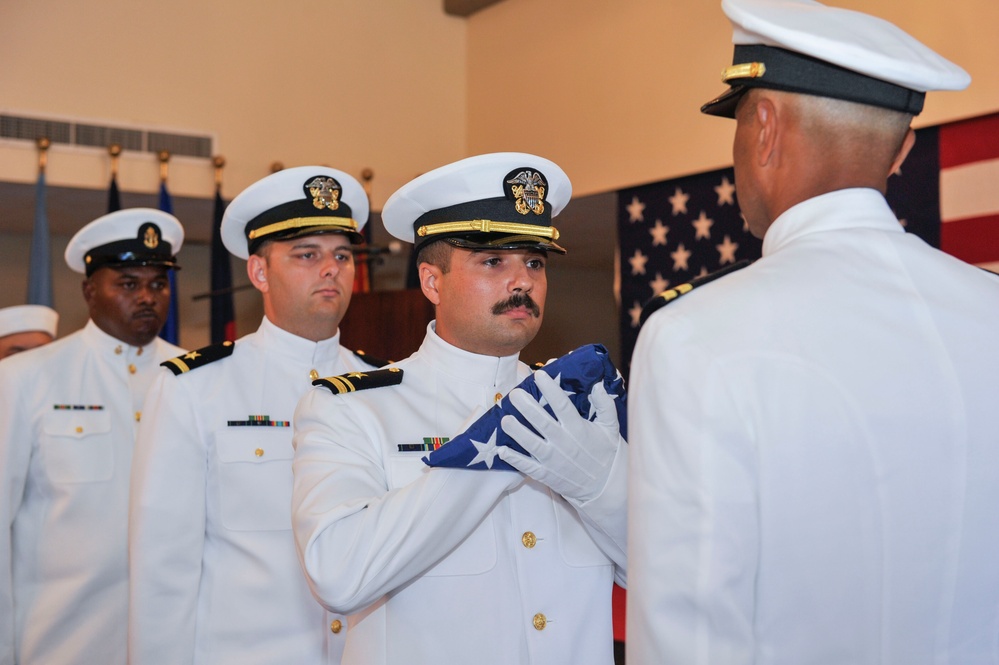 Cmdr. Woodcock, Executive Officer of USS Frank Cable, Retires Following 36 Years of Service