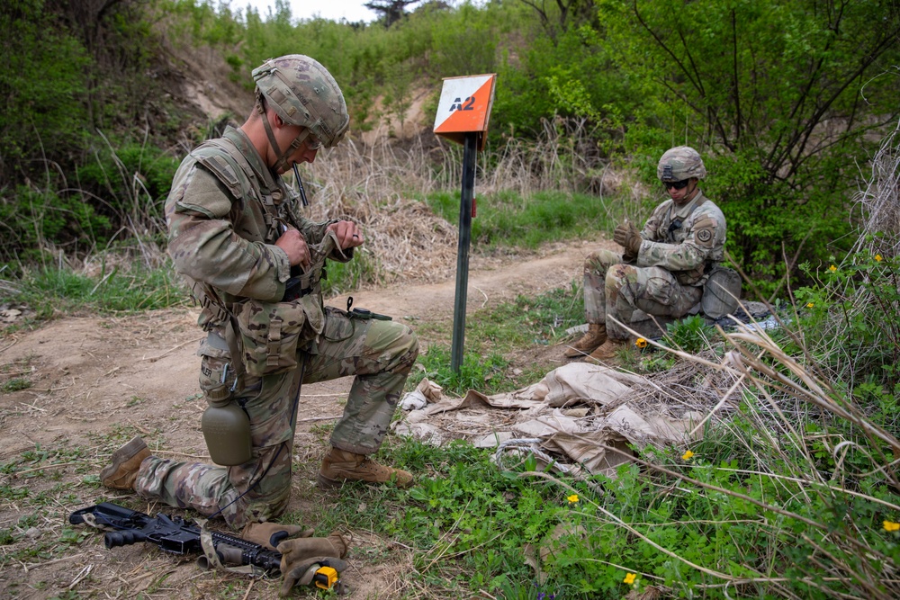 U.S., ROK Soldiers Conduct E3B On the DMZ Day One