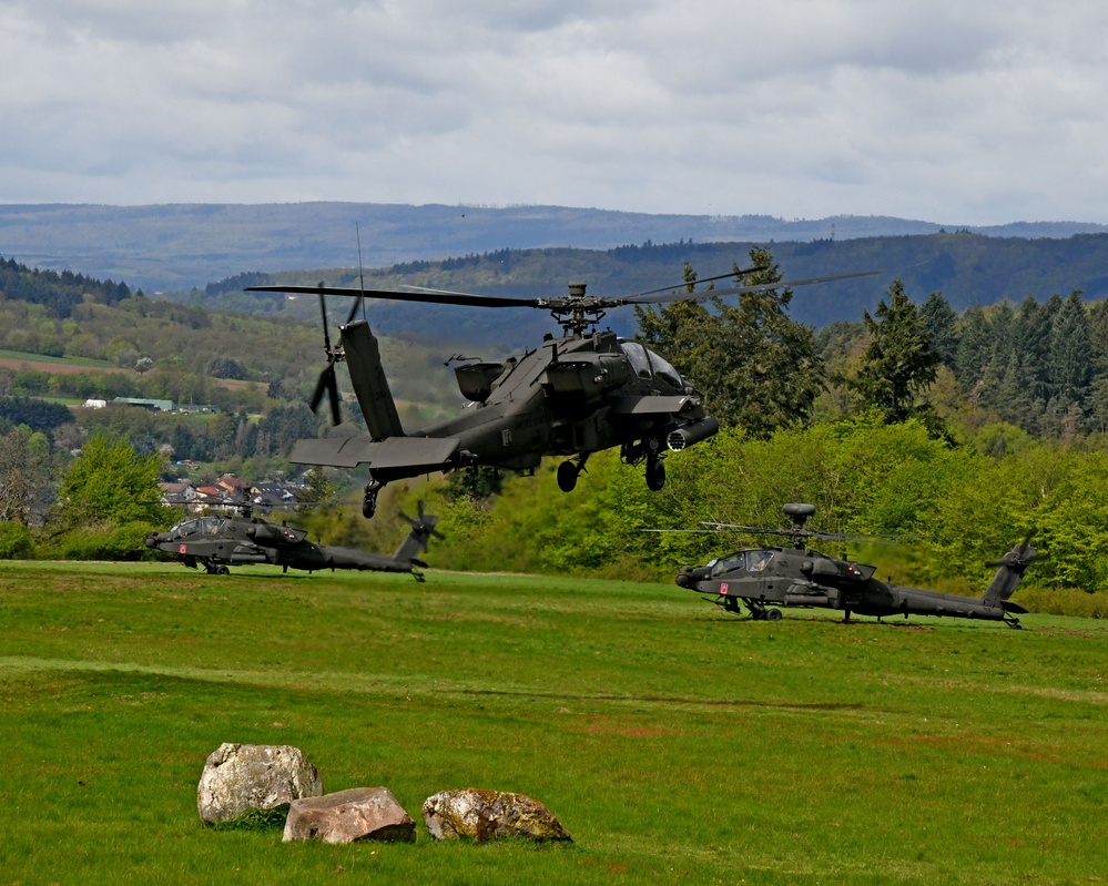Apache Helicopter conquers the sky over Baumholder