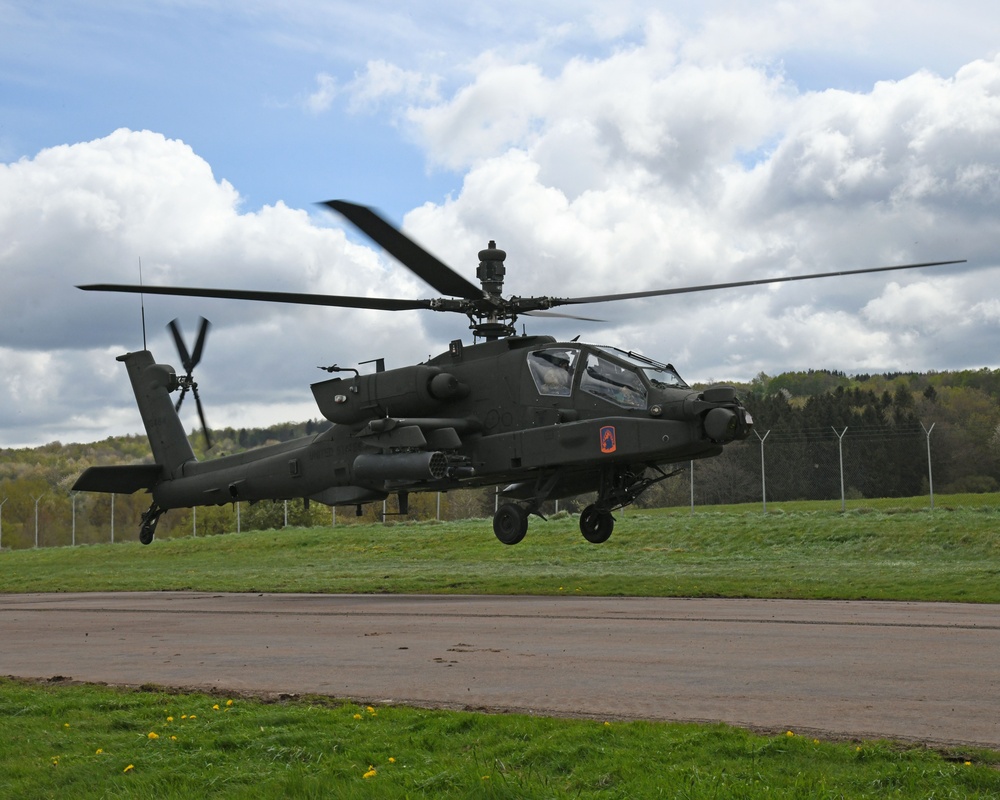 Apache Helicopter conquers the sky over Baumholder