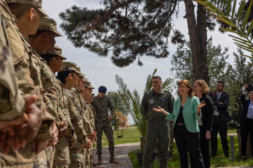 US Ambassador to Romania Visits MK Air Base
