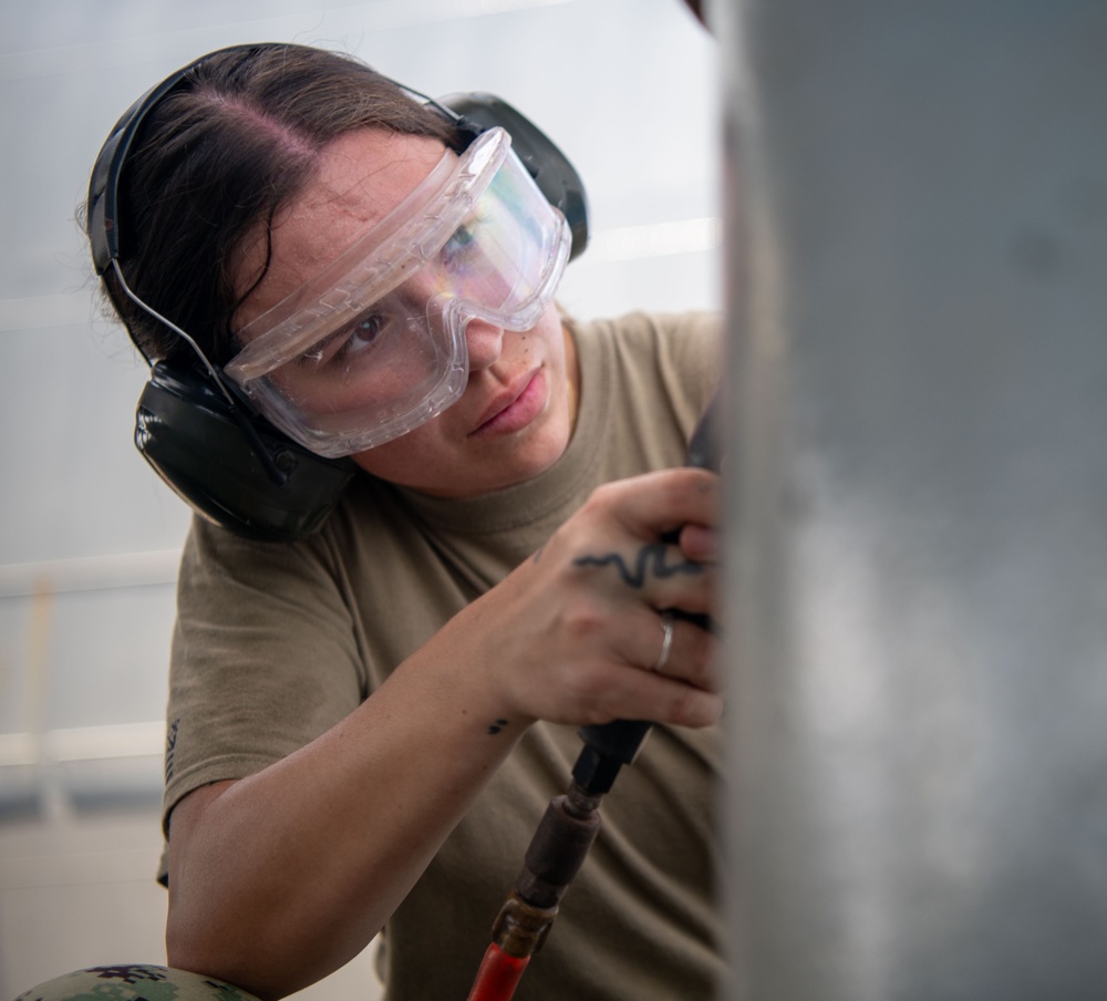 Hershel &quot;Woody&quot; Williams Sailors Perform Routine Maintenance