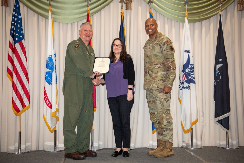 2400418-F-OJ181-1057