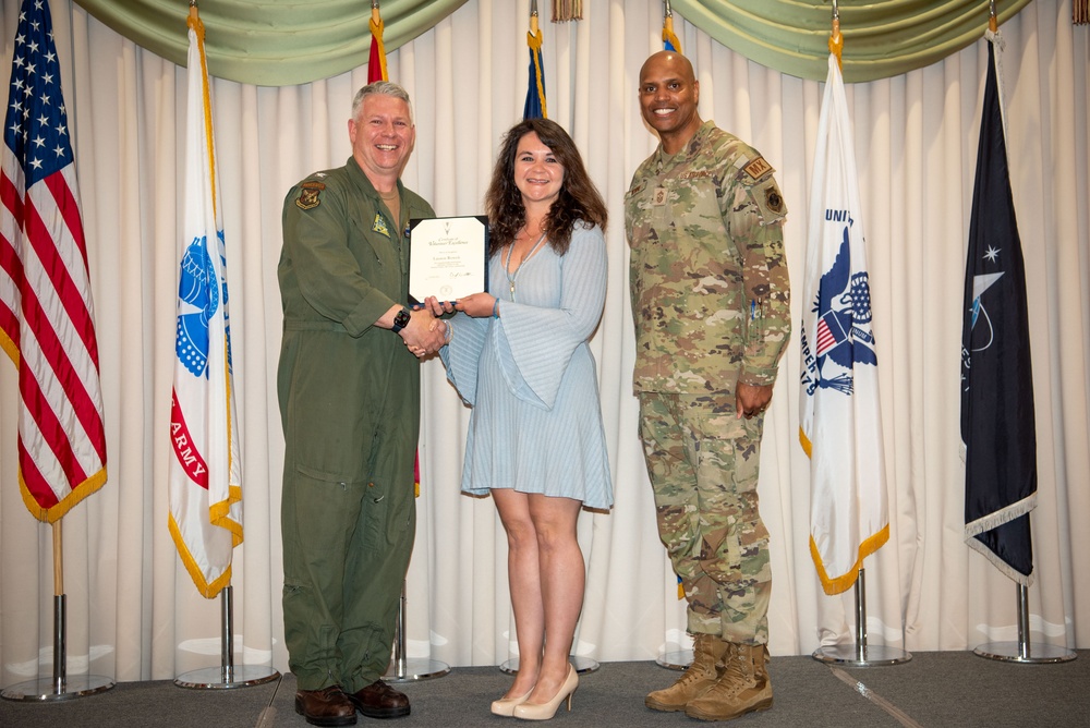 2400418-F-OJ181-1060