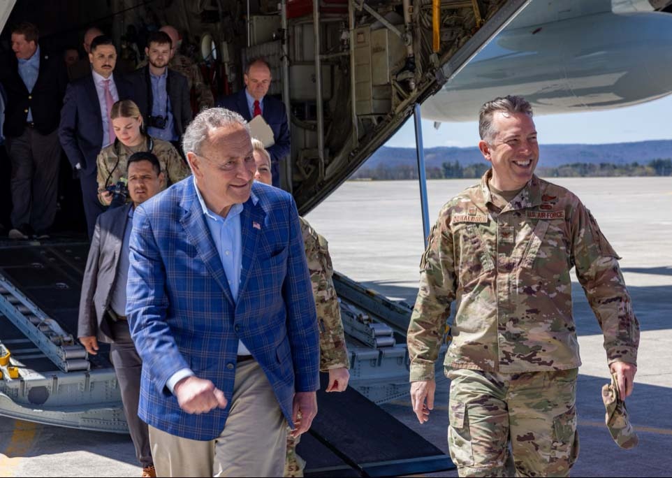 Sen. Schumer visits 109th Airlift Wing