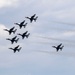 Heroes of Flight Airshow Thunderbirds demonstration