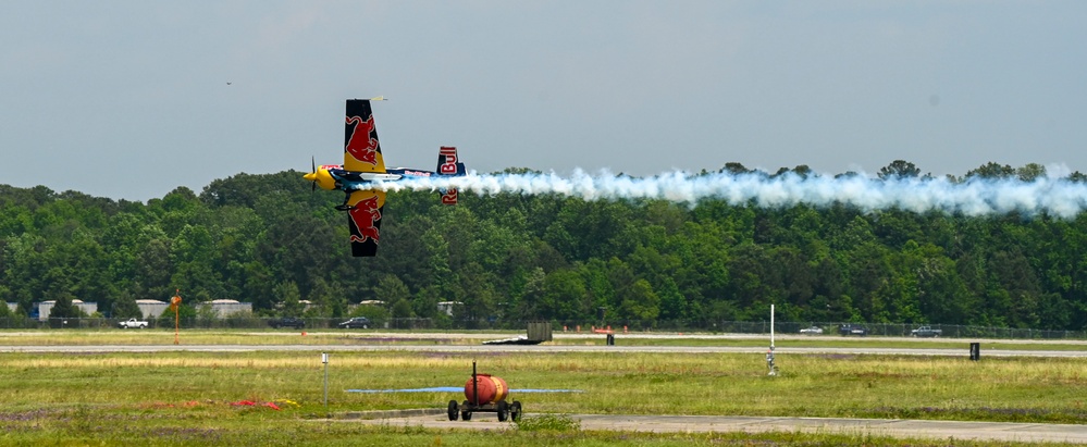 Heroes of Flight Airshow Red Bull Air Force demonstration