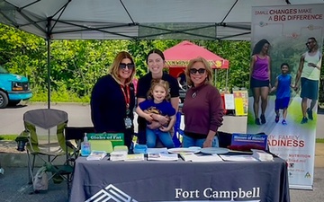 Fort Campbell AFWC Participates in Clarksville Carnival
